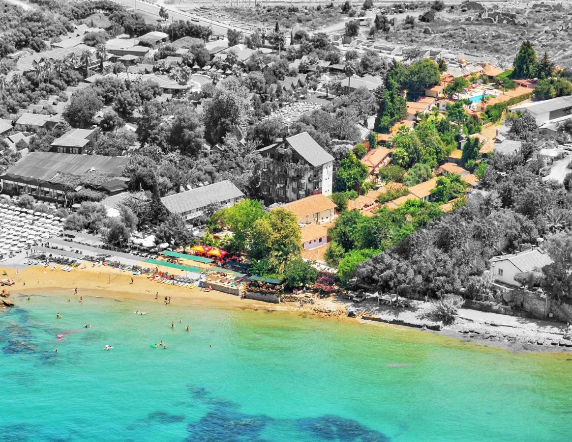 Leda Beach Hotel Side Exterior foto